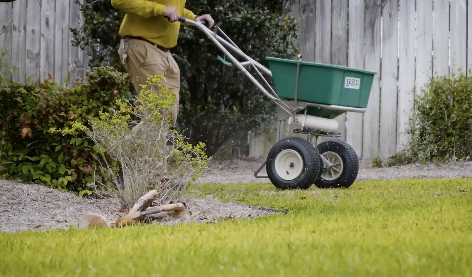 Fertilization & Weed Control in Lincoln, NE